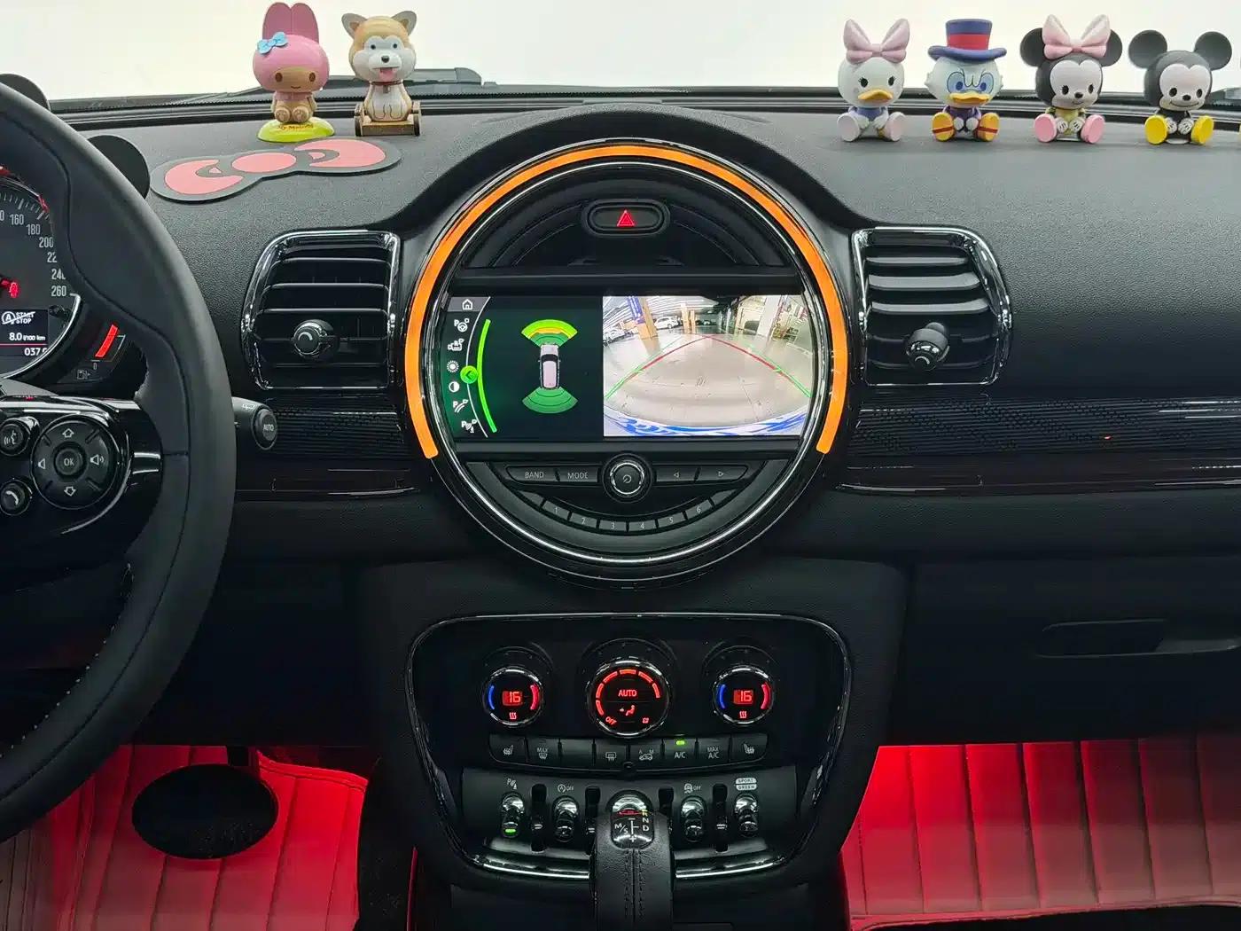 2018 MINI CLUBMAN 1.5T COOPER Artist — миниатюра 6