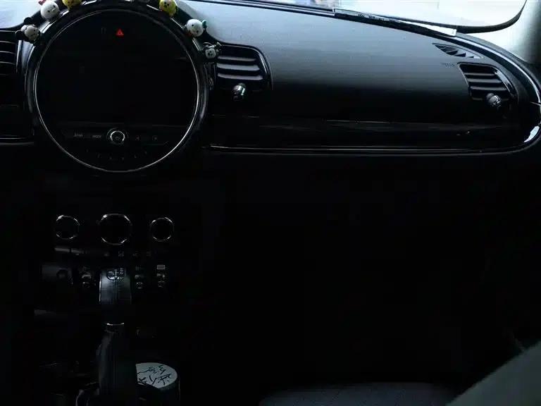 2018 MINI CLUBMAN 1.5T COOPER Artist — миниатюра 14