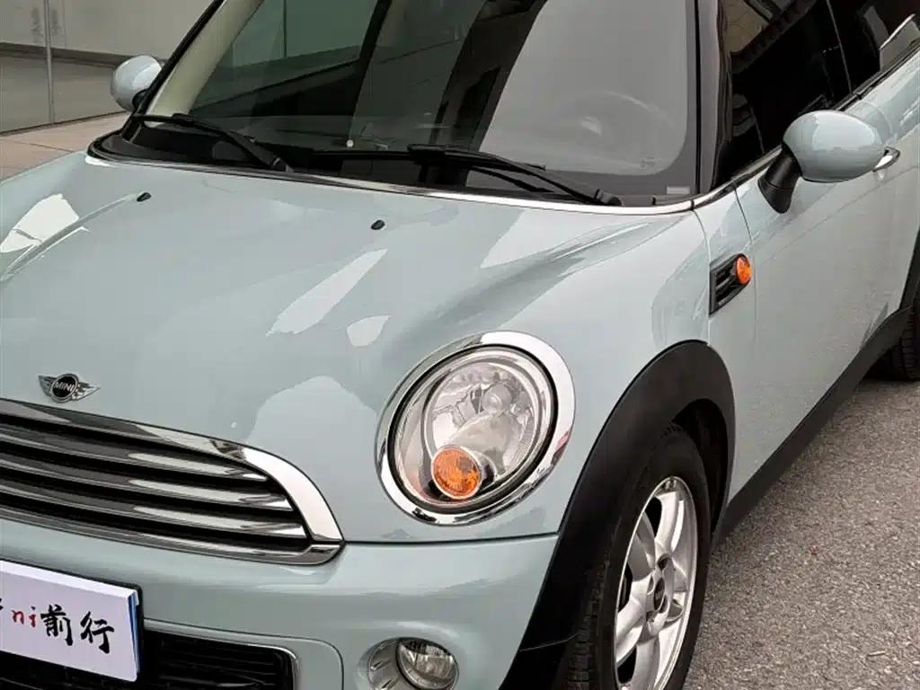MINI CLUBMAN 2011 1.6L ONE — миниатюра 19