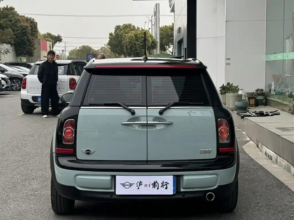 MINI CLUBMAN 2011 1.6L ONE — миниатюра 6