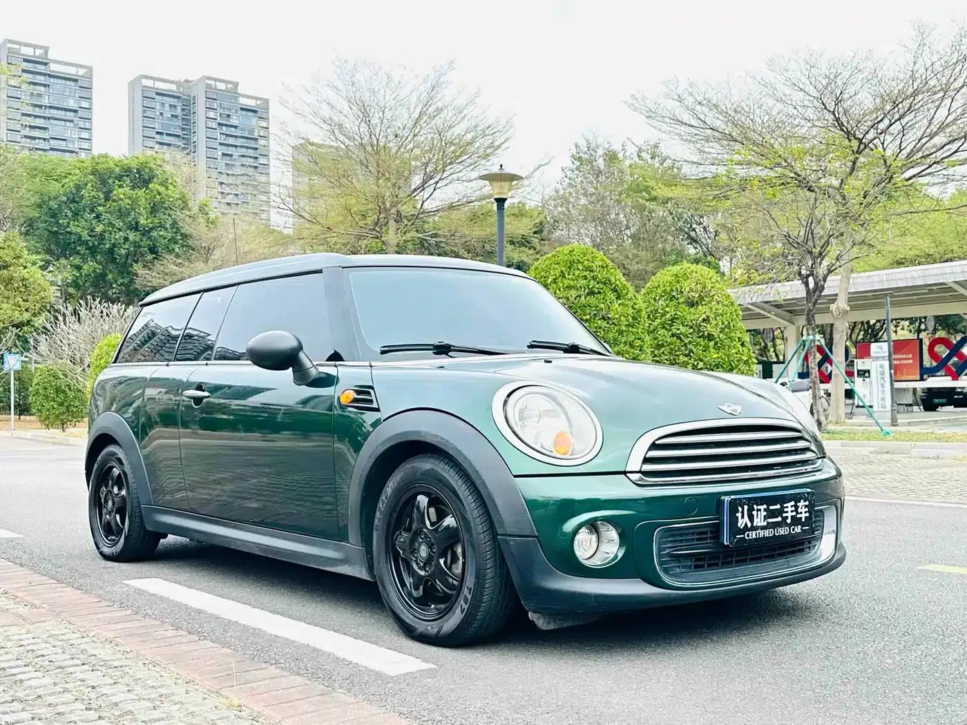 MINI CLUBMAN 2011 1.6L ONE — миниатюра 3