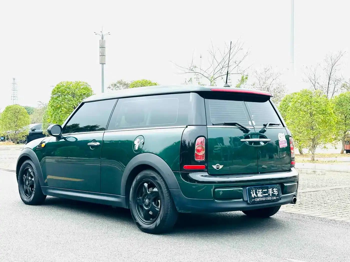 MINI CLUBMAN 2011 1.6L ONE — миниатюра 7