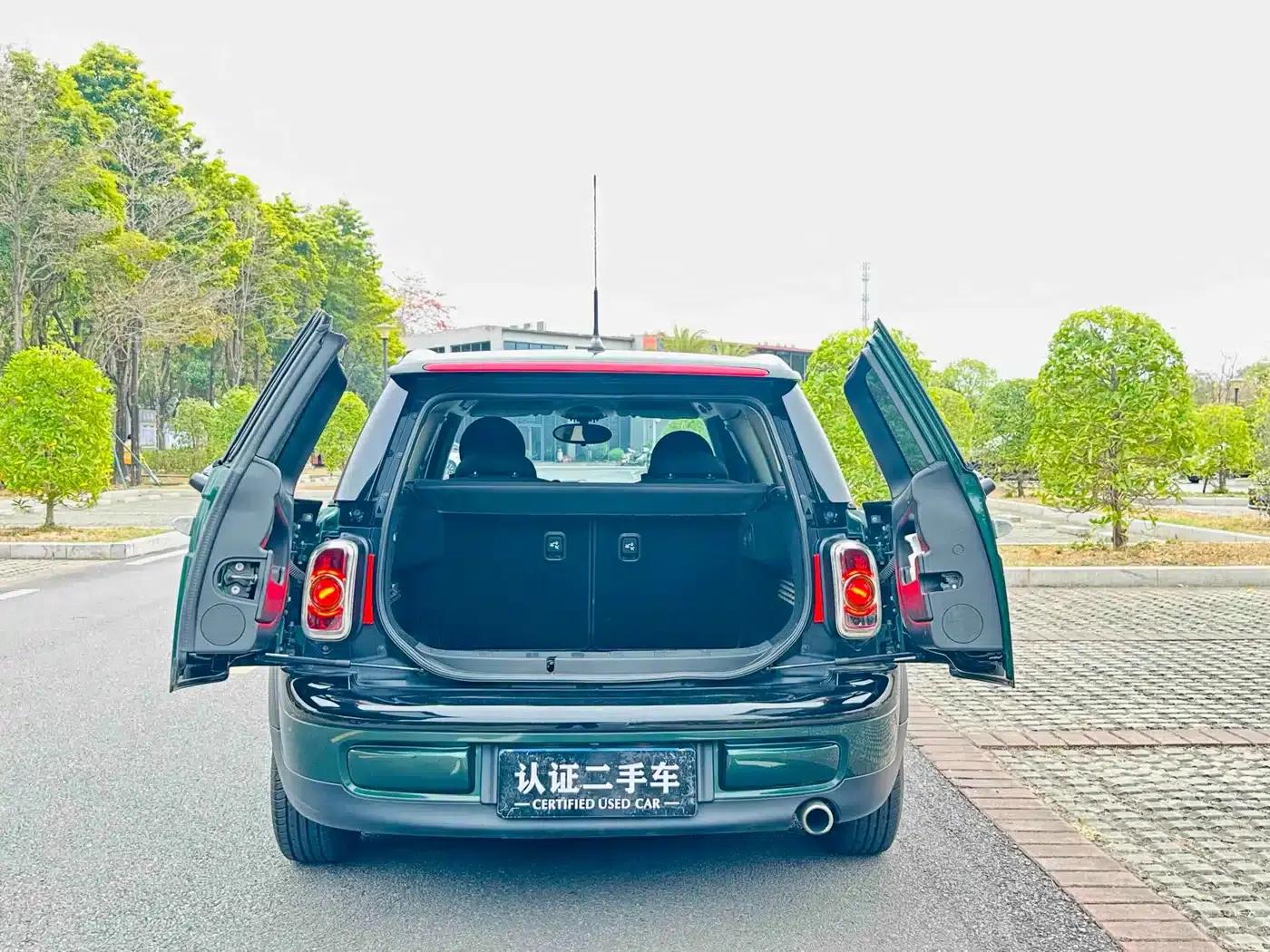 MINI CLUBMAN 2011 1.6L ONE — миниатюра 9