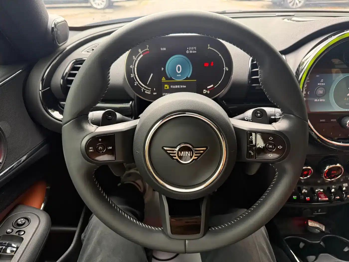 MINI CLUBMAN 2023 Facelift 2.0T COOPER S Connoisseur — миниатюра 15