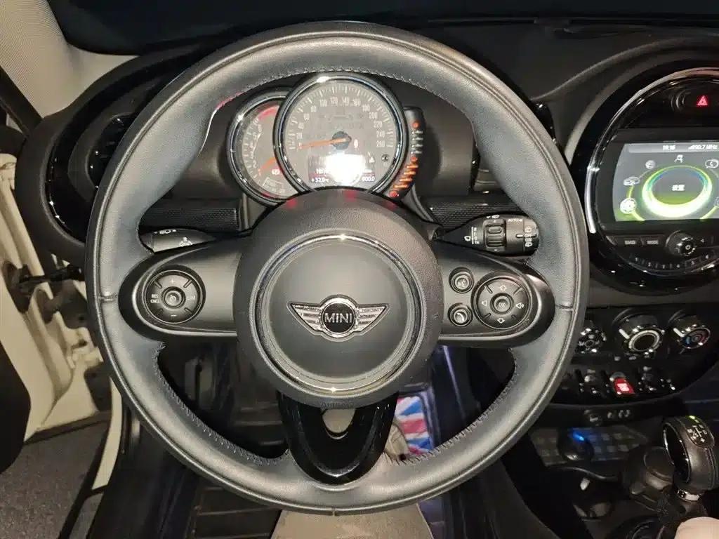 2016 MINI CLUBMAN Facelift 1.5T COOPER — миниатюра 3