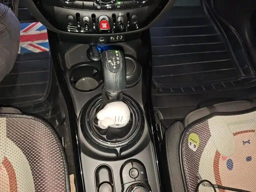 2016 MINI CLUBMAN Facelift 1.5T COOPER — миниатюра 7