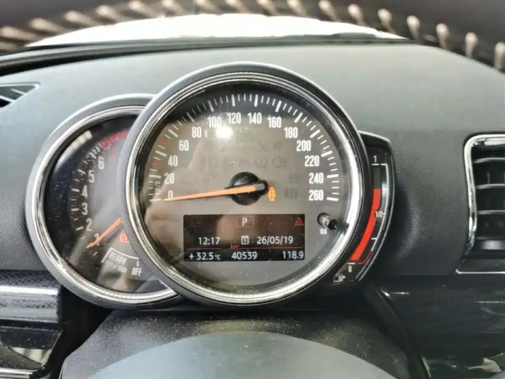 2019 MINI CLUBMAN 1.5T COOPER Connoisseur — миниатюра 12