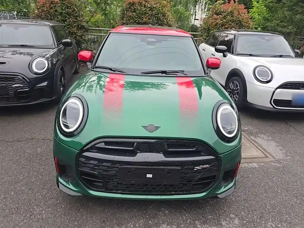 2025 MINI JCW JOHN COOPER WORKS — миниатюра 3
