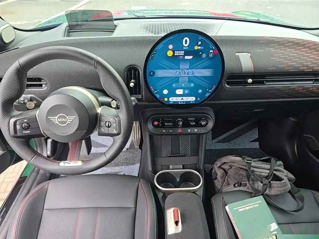 2025 MINI JCW JOHN COOPER WORKS — миниатюра 10