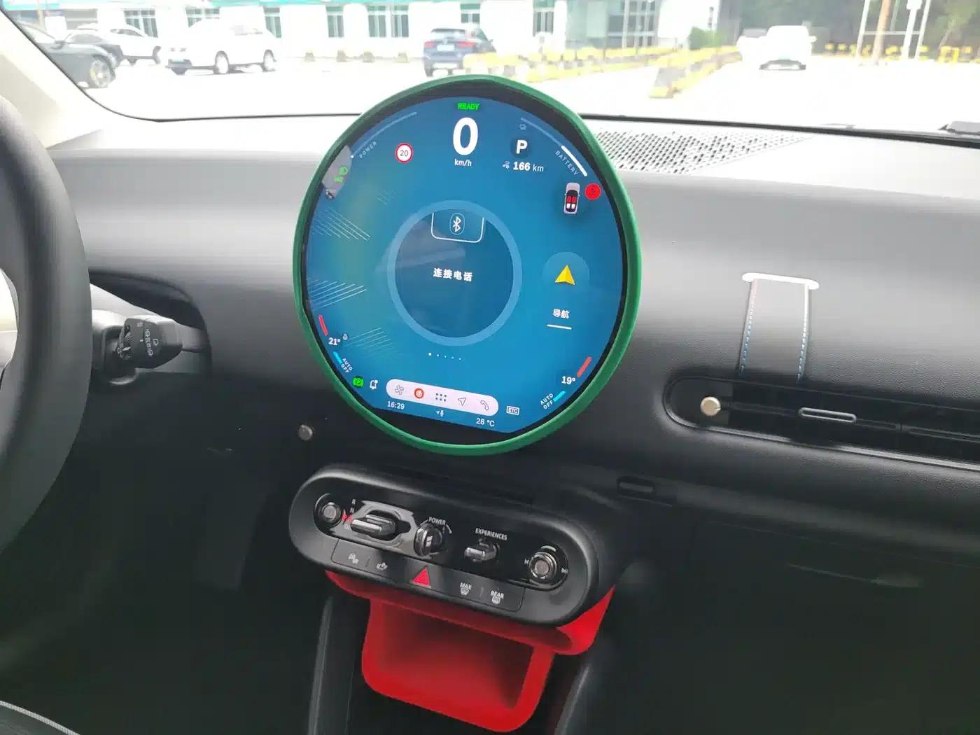 2025 Electric MINI Cooper (Facelift) - 466km/h - Classic Style — миниатюра 23