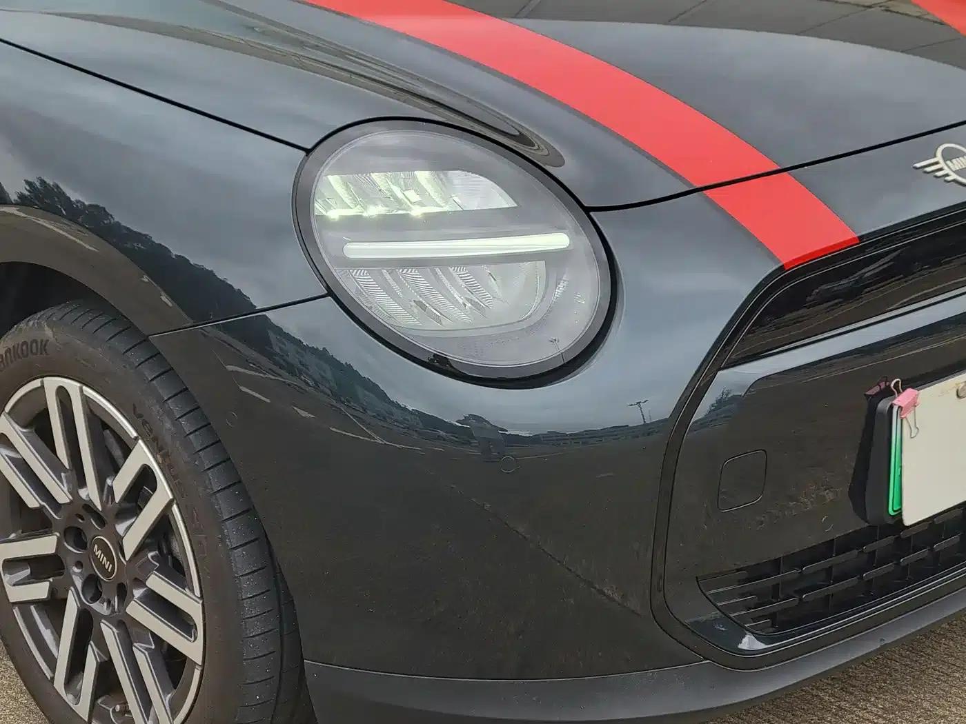 2025 Electric MINI Cooper (Facelift) - 466km/h - Classic Style — миниатюра 6