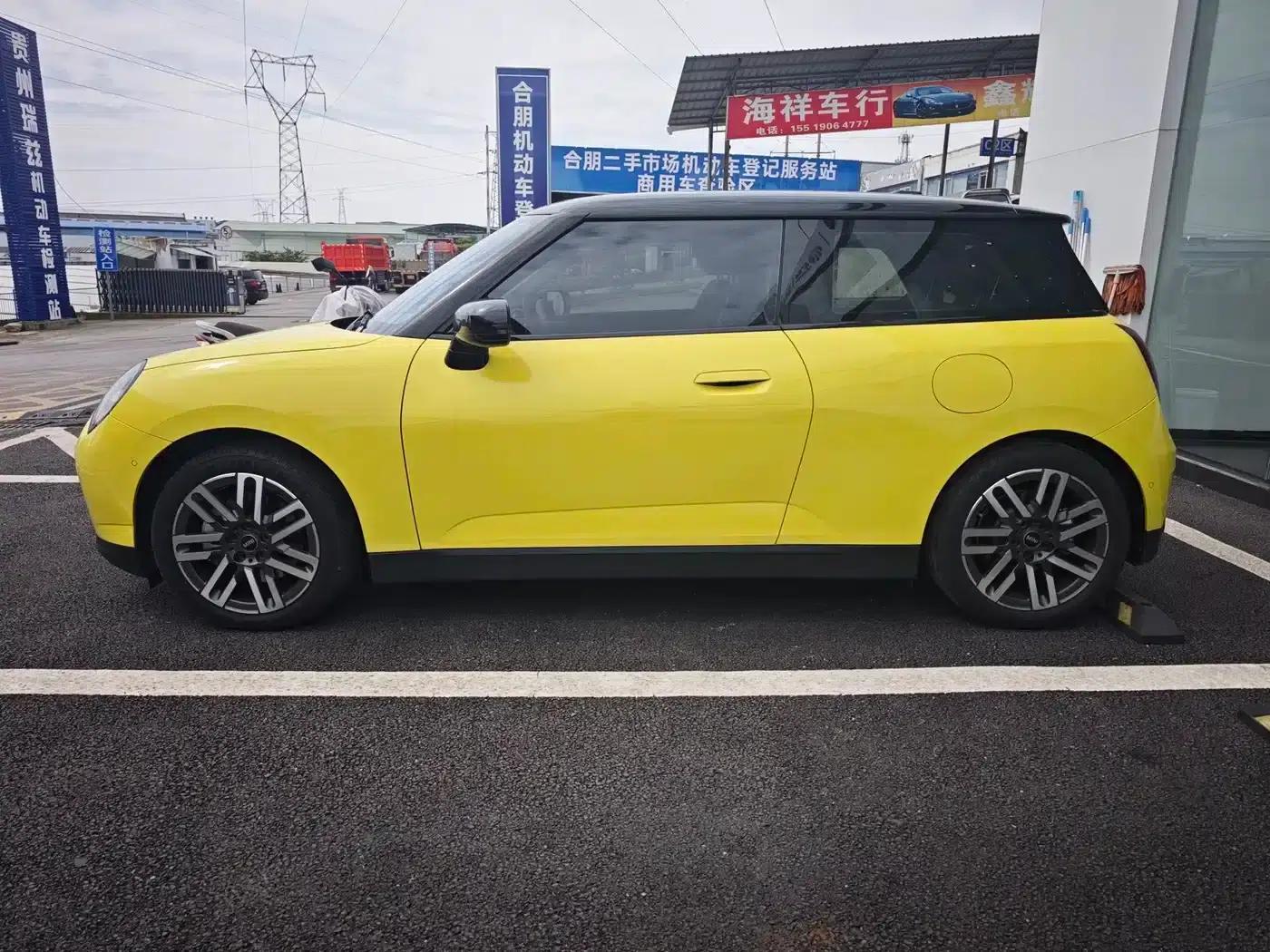 2024 Electric MINI Cooper (456km/h) - Classic Style — миниатюра 6