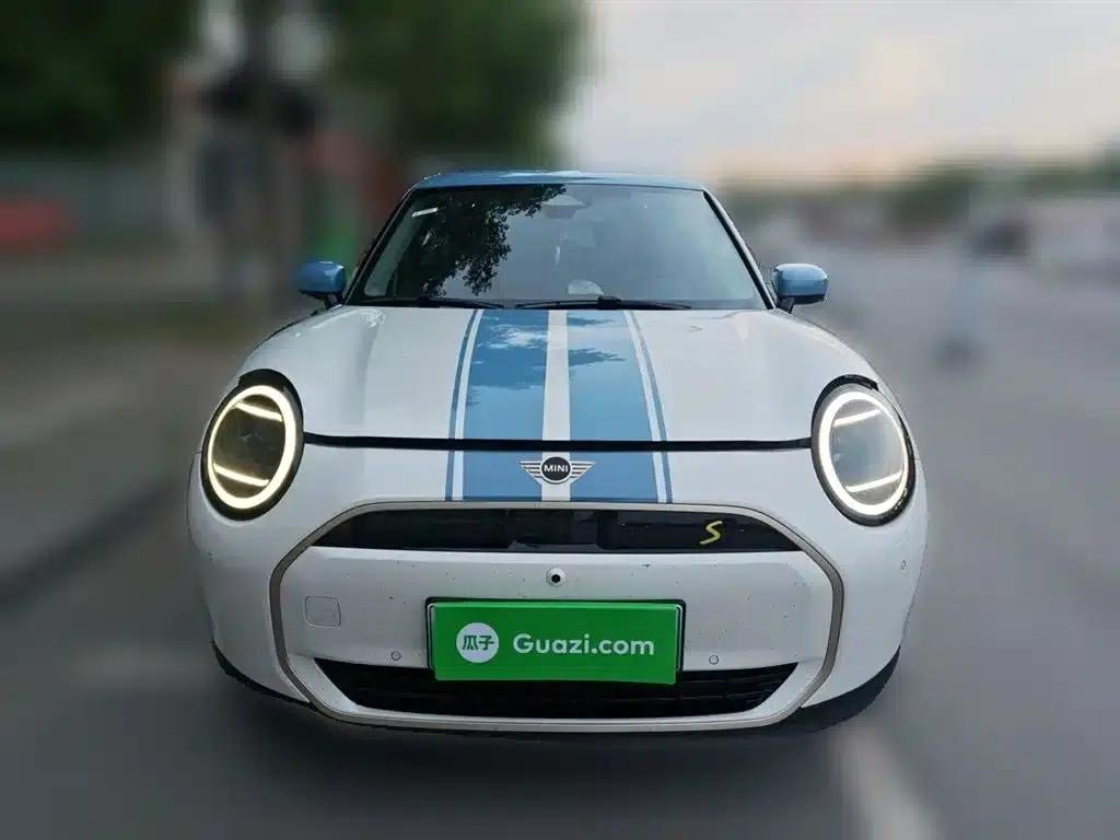 2024 Electric MINI Cooper SE (452km/h) - Artist — миниатюра 24