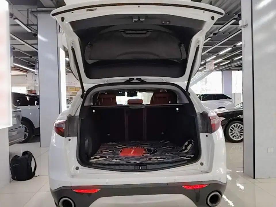 Alfa Romeo Stelvio 2017 2.0T 280HP Luxury Edition — миниатюра 22