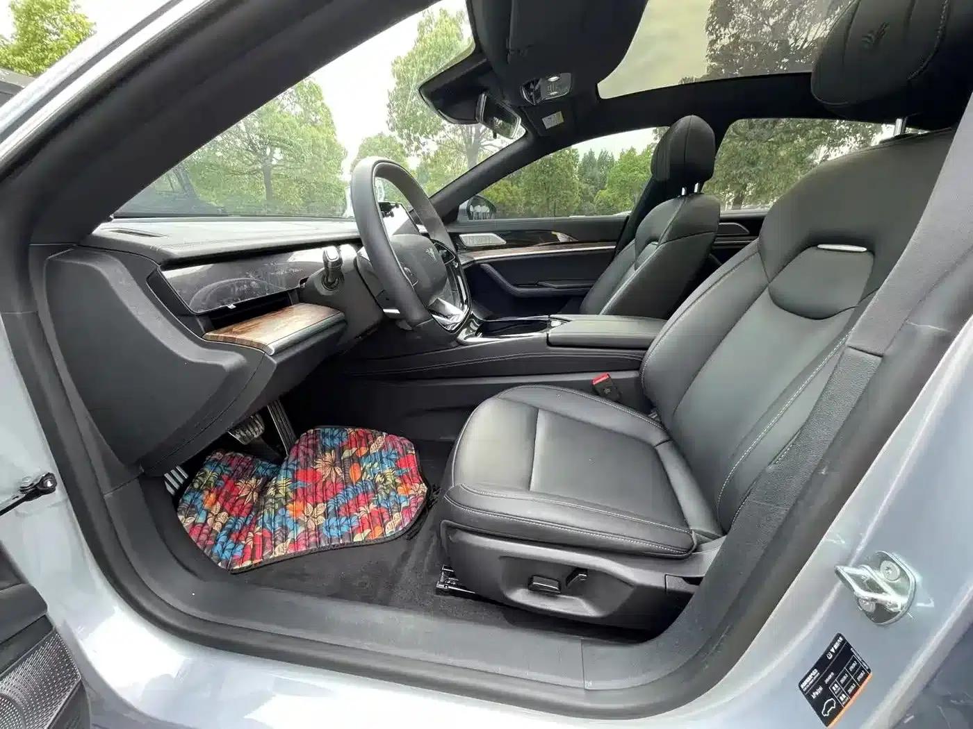 Nezha S 2022 Range Extended Version 1160km Rear-Wheel Drive Small Version — миниатюра 4