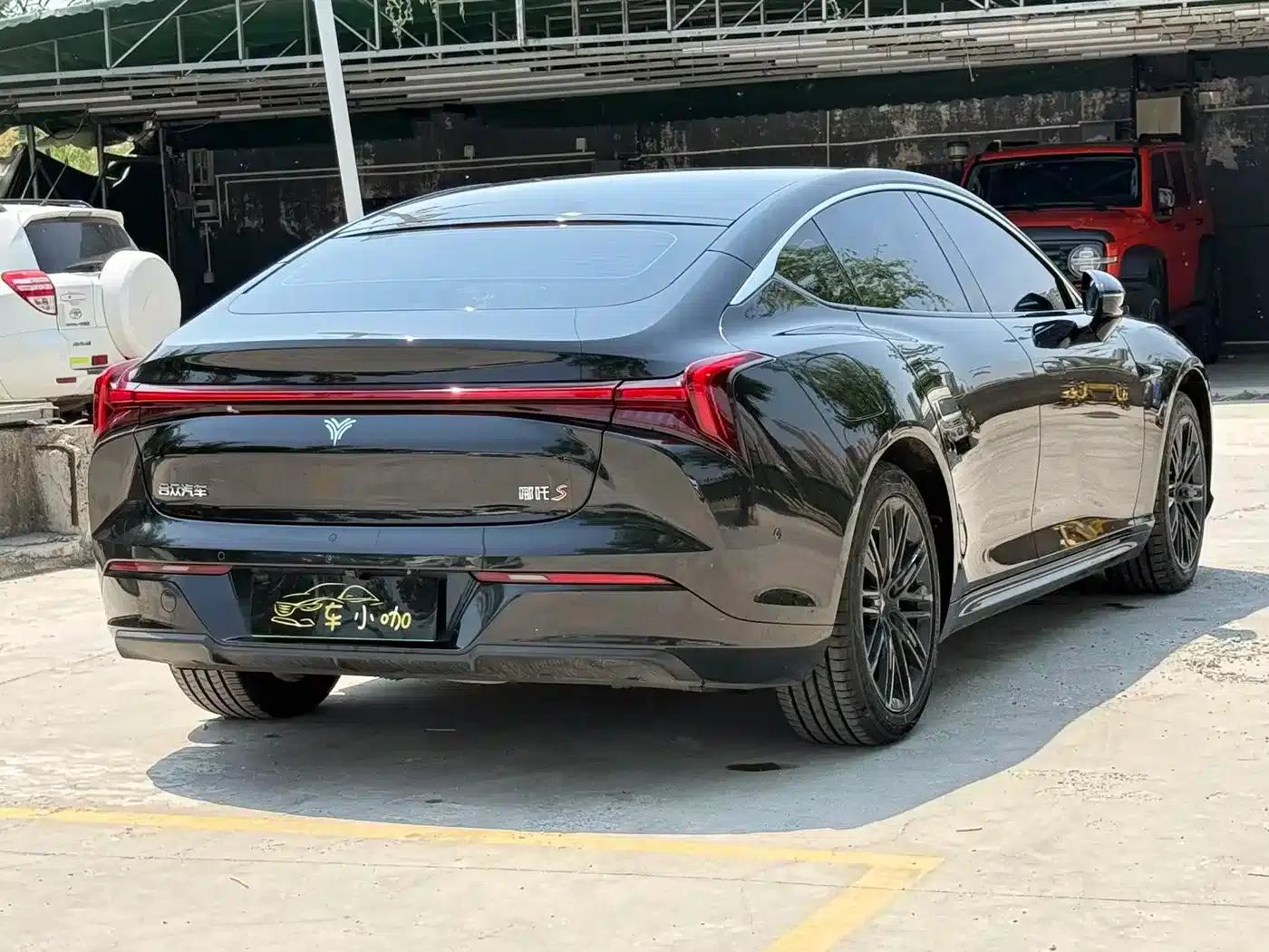 Nezha S 2024 Range Extender 1060 Lite Edition — миниатюра 4