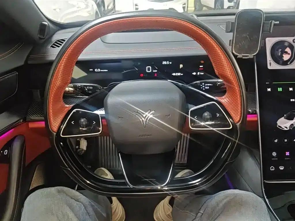 Nezha S 2022 Range Extended Version 1160km Rear-Wheel Drive Large Version — миниатюра 11