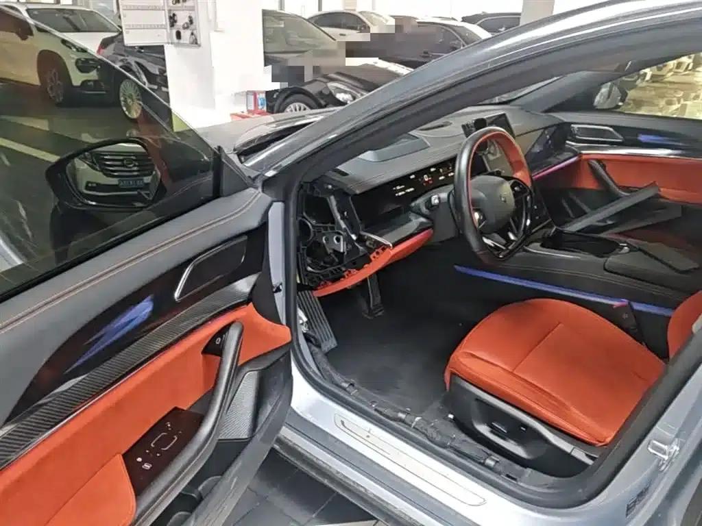 Nezha S 2022 Range Extended Version 1160km Rear-Wheel Drive Large Version — миниатюра 16