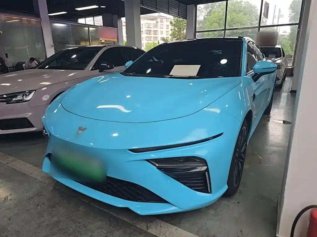 Nezha S 2022 Range Extended Edition, 1160km, Rear-Wheel Drive Mid-Range Version — миниатюра 1