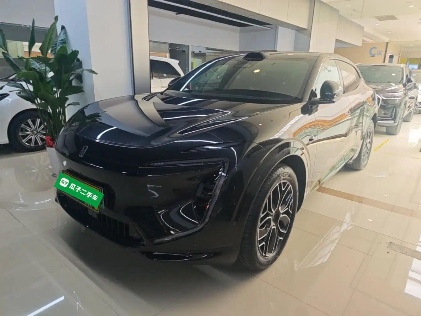 Avatr 07 2026 Ultra Pure-Electric All-Wheel-Drive Version — миниатюра 1