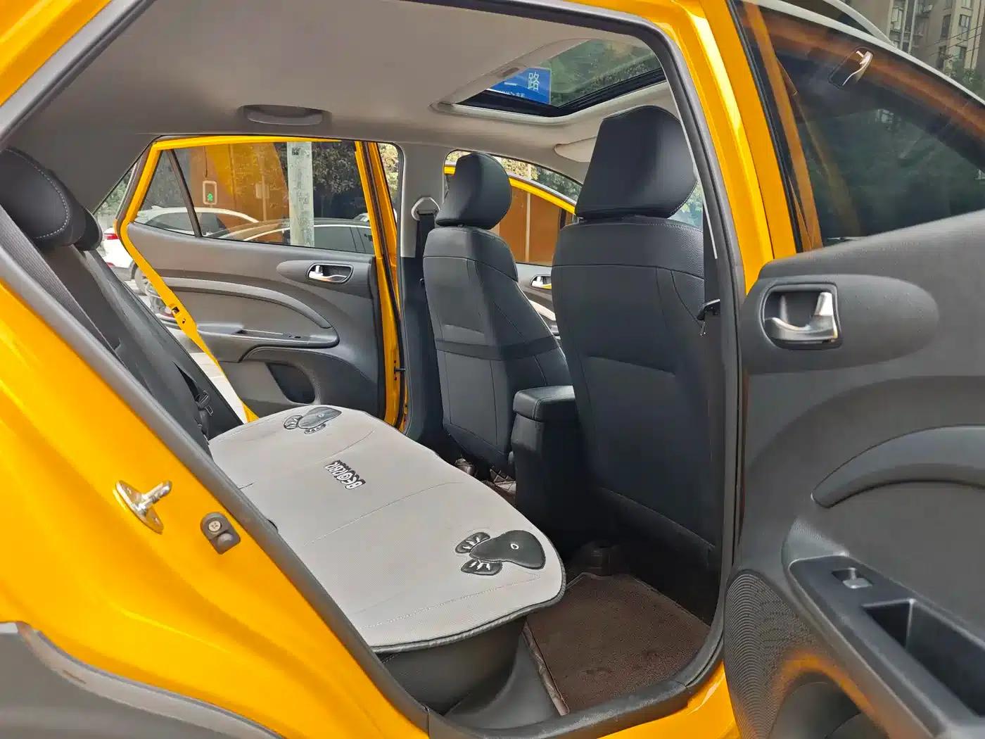 Kia K3 2021 1.4L CVT Enjoy Sunroof Edition — миниатюра 12