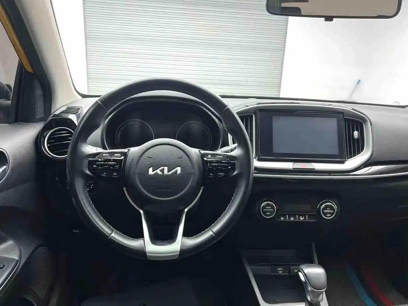 Kia K3 2021 1.4L CVT Sunroof Model — миниатюра 13