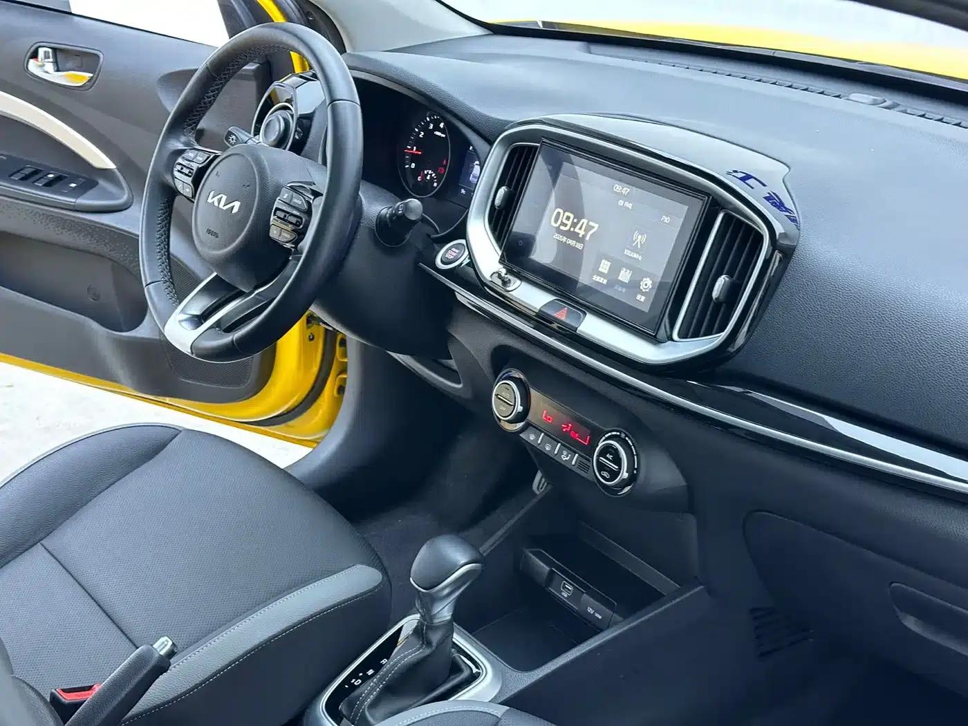 Kia K3 2021 1.4L CVT Enjoy Sunroof Edition — миниатюра 12