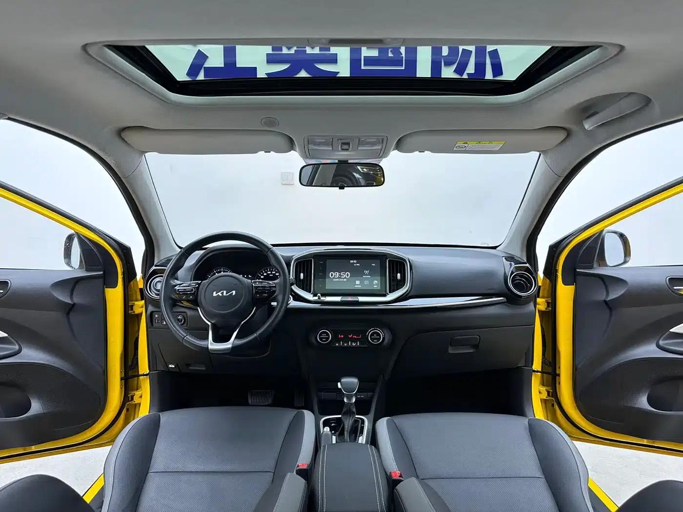 Kia K3 2021 1.4L CVT Enjoy Sunroof Edition — миниатюра 4