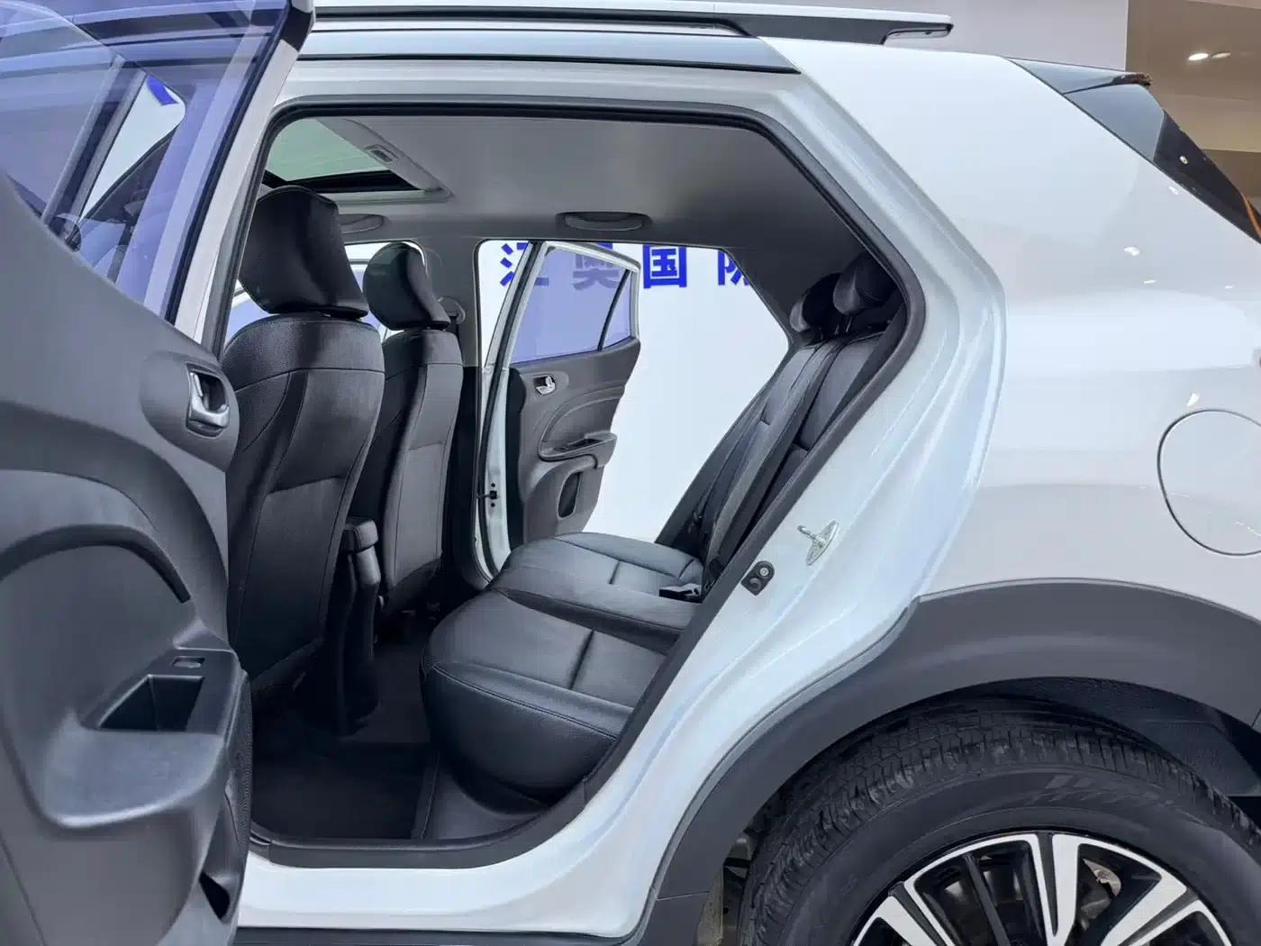 Kia K3 2021 1.4L CVT Enjoy Sunroof Edition — миниатюра 12