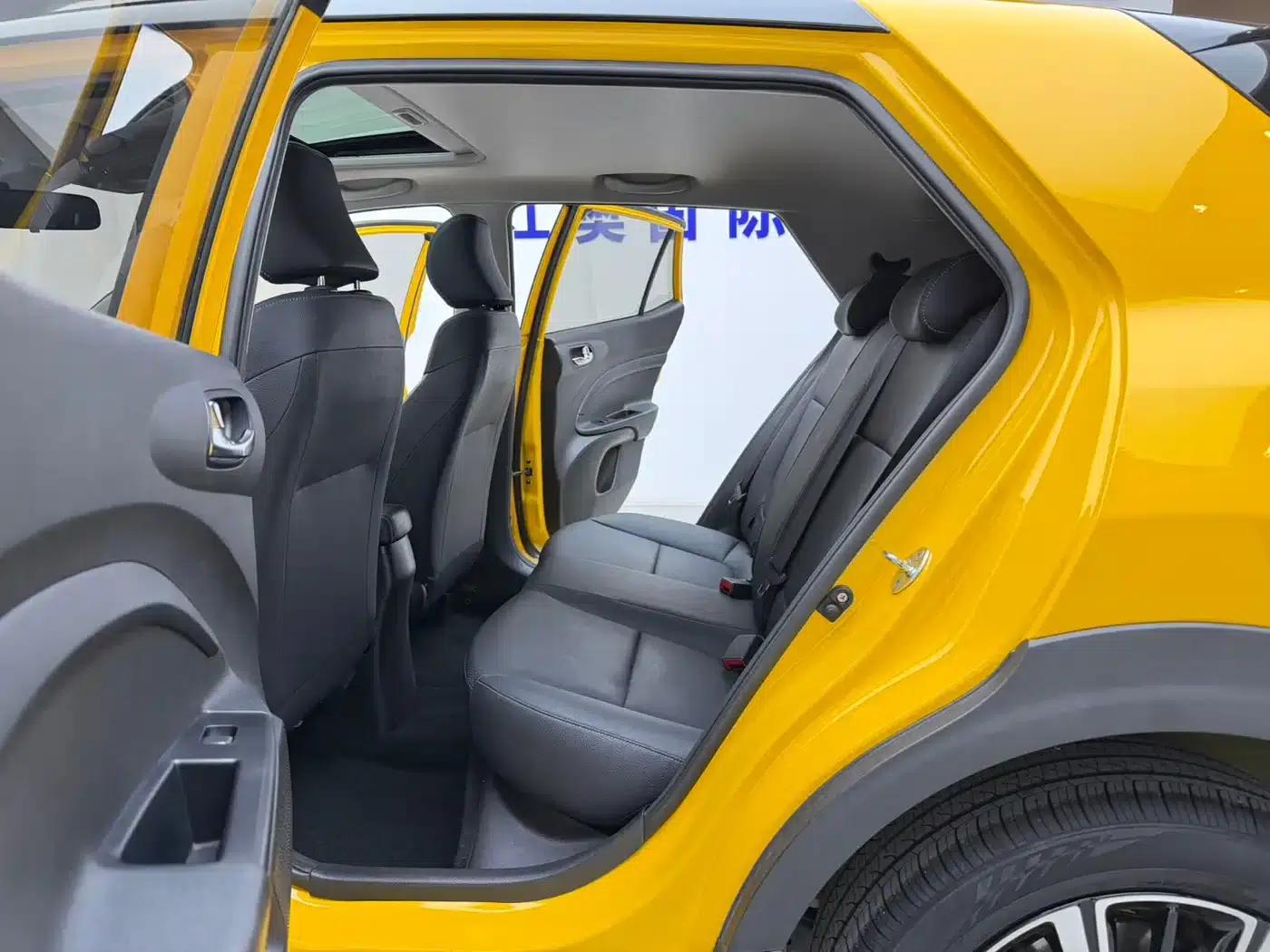 Kia K3 2021 1.4L CVT Enjoy Sunroof Edition — миниатюра 15