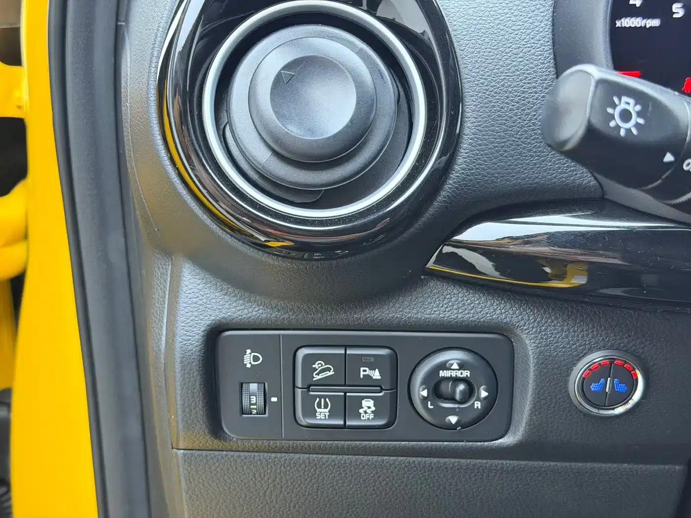 Kia K3 2021 1.4L CVT Enjoy Sunroof Edition — миниатюра 7