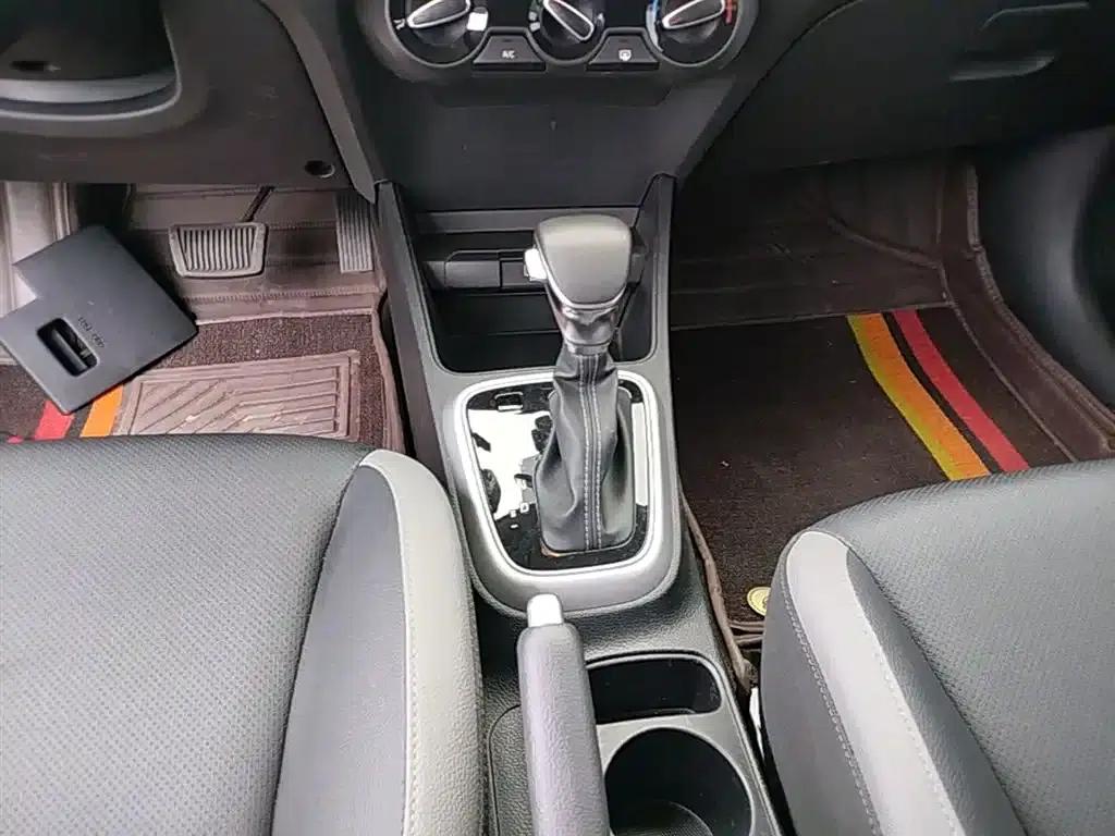 Kia K5 2021 1.4L CVT Fun Edition — миниатюра 14