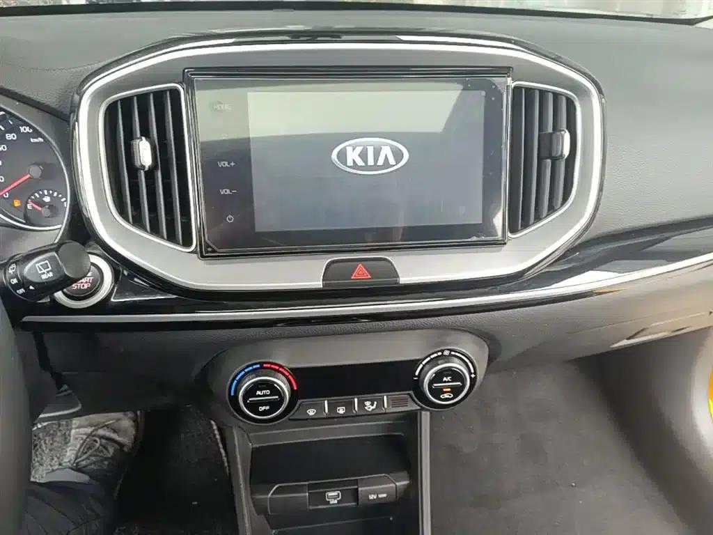 Kia K3 2021 1.4L CVT Enjoy Sunroof Edition — миниатюра 13