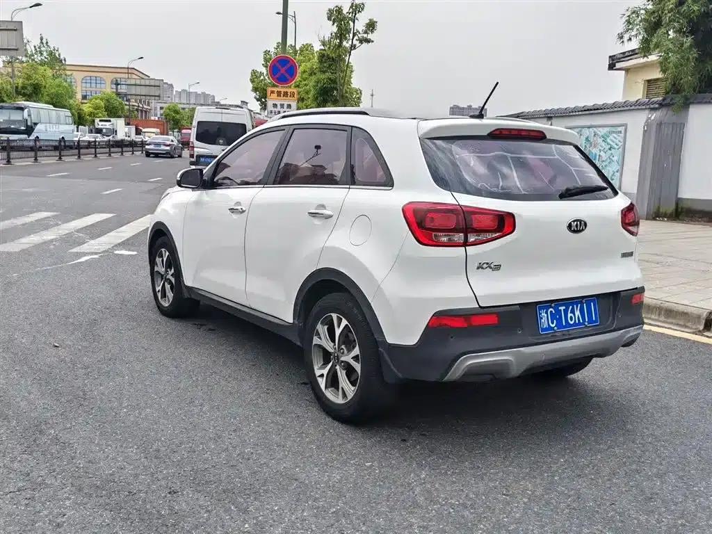 KX3 Sportage 2015 1.6L Automatic 2WD DLX — миниатюра 5