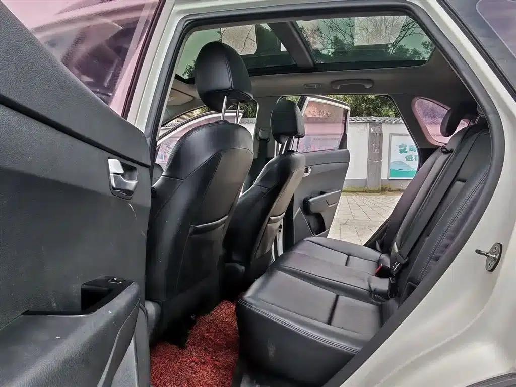 KX3 Sportage 2015 1.6L Automatic 2WD DLX — миниатюра 9