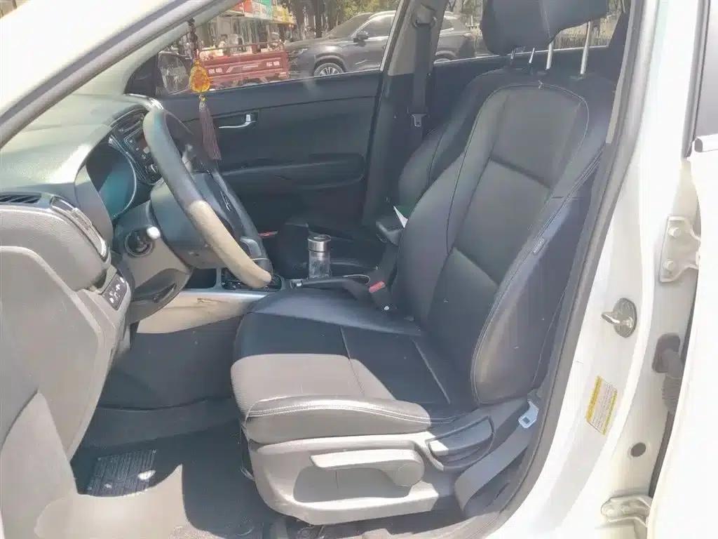 KX3 Sportage 2015 1.6L Automatic 2WD DLX — миниатюра 8