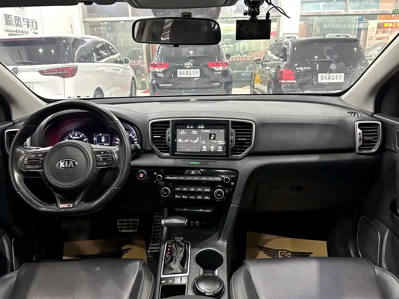 Kia KX5 2016 1.6T Automatic 2WD DLX — миниатюра 16