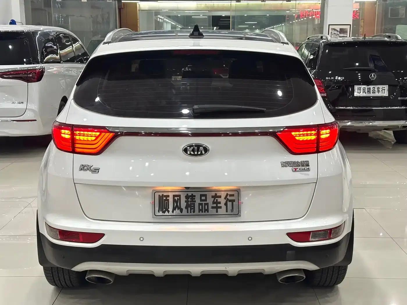 Kia KX5 2016 1.6T Automatic 2WD DLX — миниатюра 3