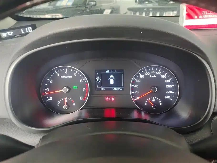 Kia KX5 2016 1.6T Automatic 2WD DLX — миниатюра 14