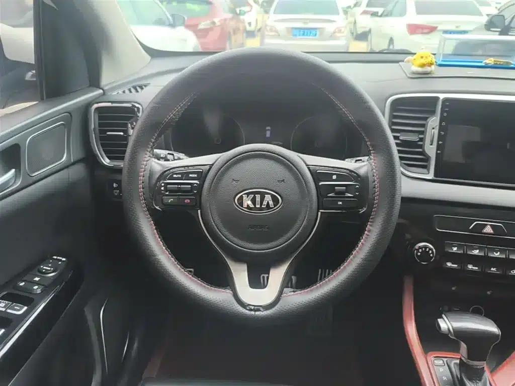 Kia KX5 2016 2.0L Automatic 2WD GLS — миниатюра 11