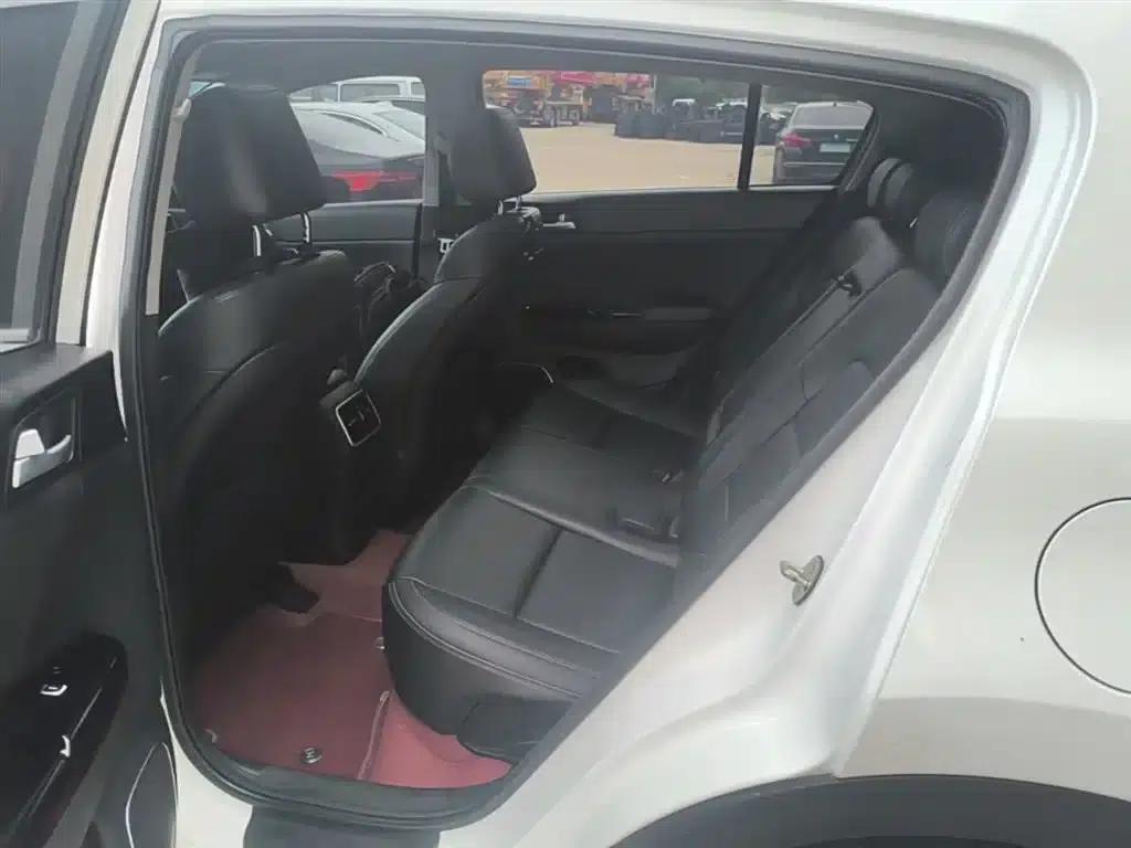 Kia KX5 2016 2.0L Automatic 2WD GLS — миниатюра 17