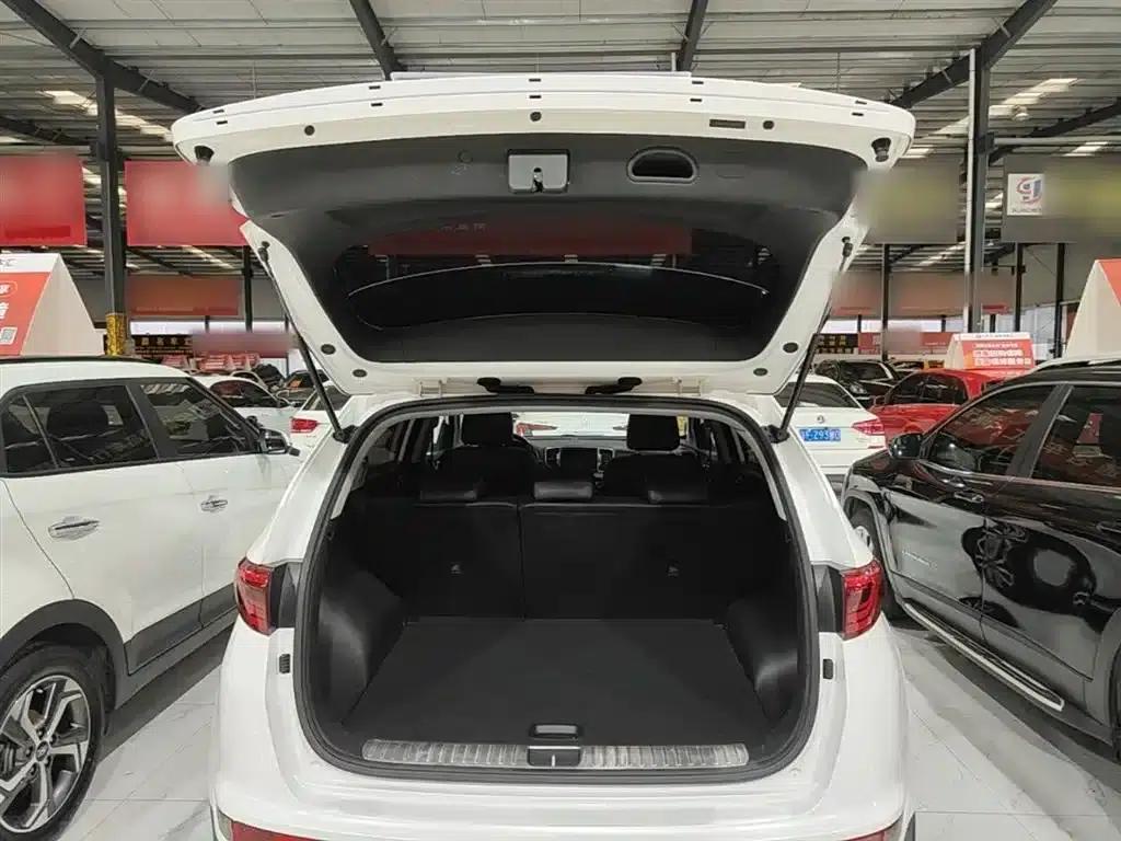 Kia KX5 2017 1.6T Automatic 2WD 15th Anniversary Special Edition DLX — миниатюра 19