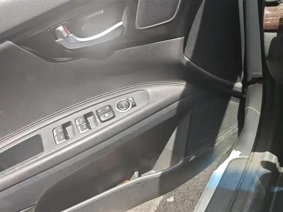 Kia K4 2017 1.8L Automatic DLX Special — миниатюра 7