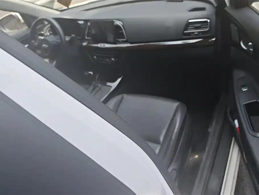 Kia K4 2017 1.8L Automatic DLX Special — миниатюра 8
