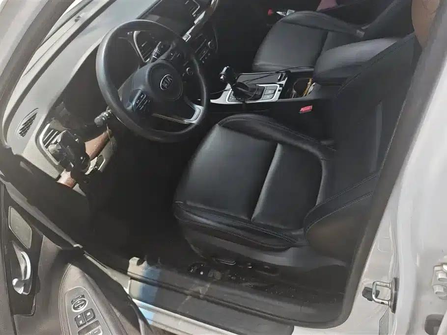 Kia K4 2017 1.8L Automatic DLX Special — миниатюра 9