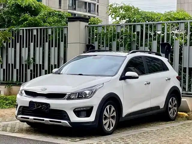 KX CROSS 2018 1.6L Automatic Sunroof Edition