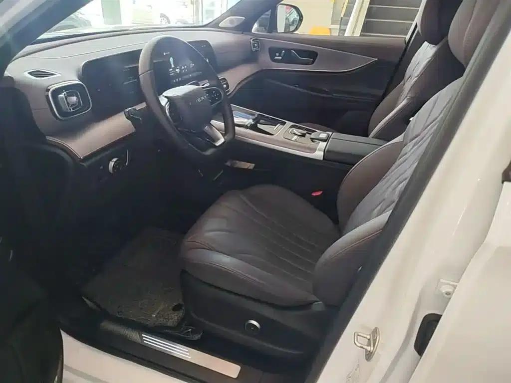 Chery Tiggo 9 2025 2.0T Automatic 2WD Premium Edition 5-seater — миниатюра 15