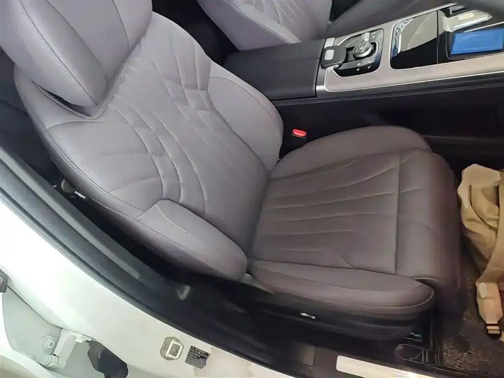 Chery Tiggo 9 2025 2.0T Automatic 2WD Premium Edition 5-seater — миниатюра 25