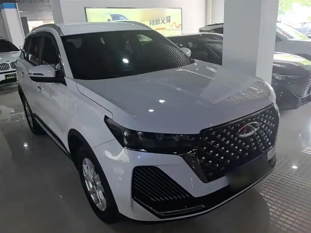 Chery Tiggo 7 2024 1.5T CVT Luxury Edition — миниатюра 4