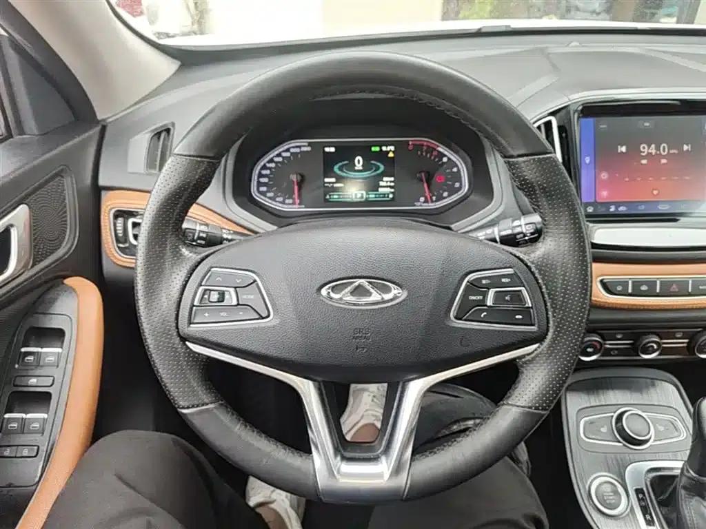 Chery Tiggo 7 2016 2.0L CVT Premium Edition — миниатюра 11
